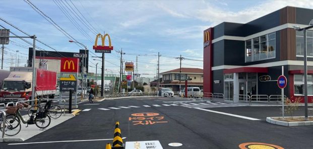 マクドナルド 17号吹上店の画像