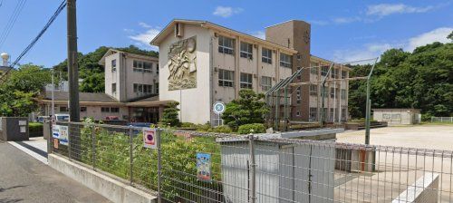 和歌山市立雑賀崎小学校の画像