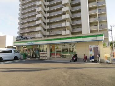 ファミリーマート 吉田駅南店の画像