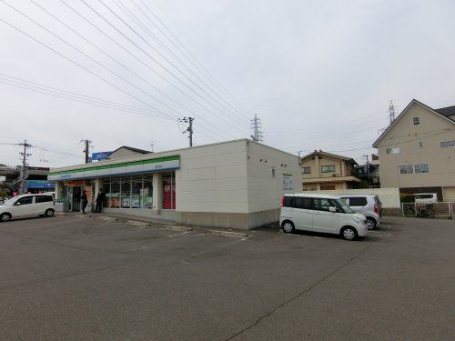 ファミリーマート 堺堀上町店の画像