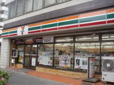 セブン-イレブン 新宿岩戸町店の画像