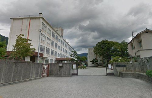 広島市立梅林小学校の画像