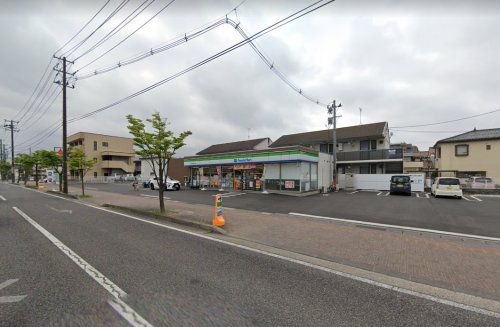 ファミリーマート小原田5丁目店の画像