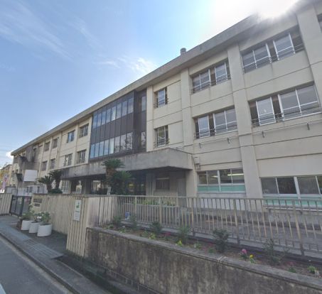 岸和田市立天神山小学校の画像