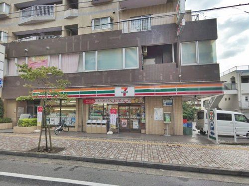 セブンイレブン 相模大野駅南店の画像