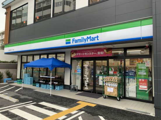 ファミリーマート 板橋前野町六丁目店の画像