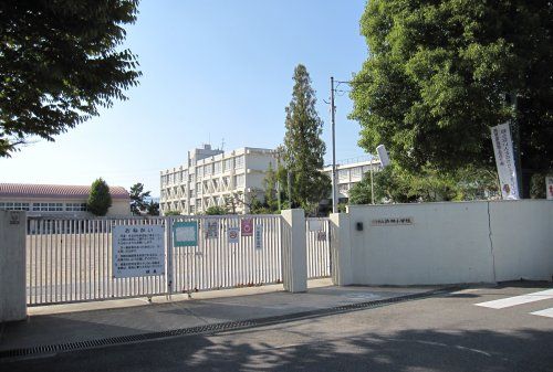 尼崎市立浜田小学校の画像