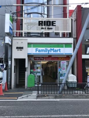 ファミリーマート石山駅前店の画像