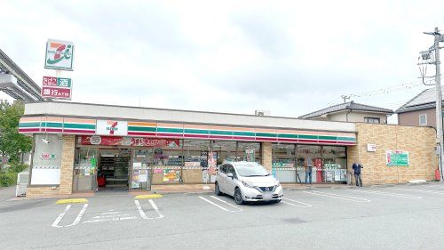 セブン-イレブン 日野甲州街道駅前店の画像
