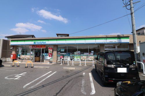 ファミリーマート　稲津一丁目店の画像