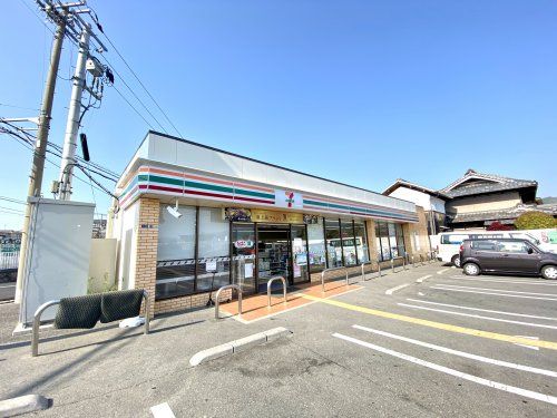 セブンイレブン 大東深野2丁目店の画像