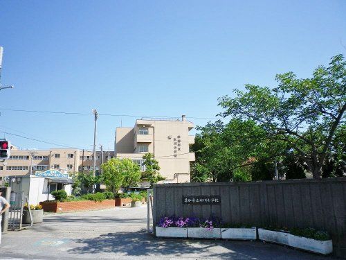 氷川小学校の画像