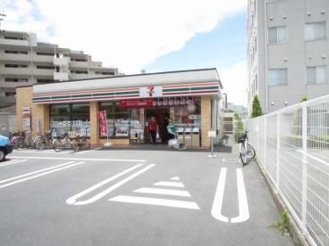 セブンイレブン 中野野方2丁目店の画像