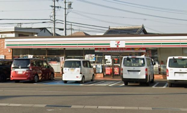 セブンイレブン 和歌山出水店の画像