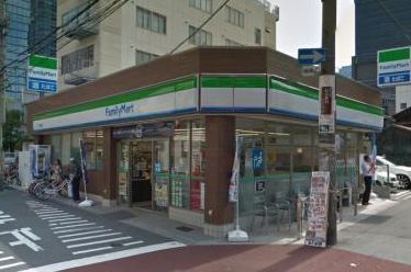 ファミリーマート K2梅田東店の画像