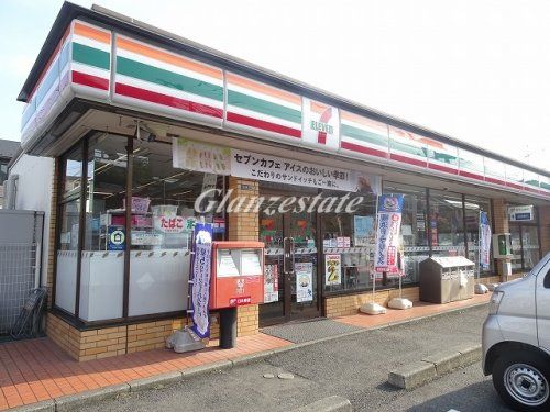 セブンイレブン 横浜日吉1丁目店の画像