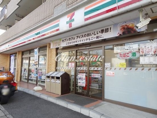 セブンイレブン 川崎木月3丁目店の画像