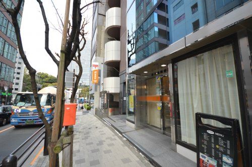 赤坂通郵便局の画像