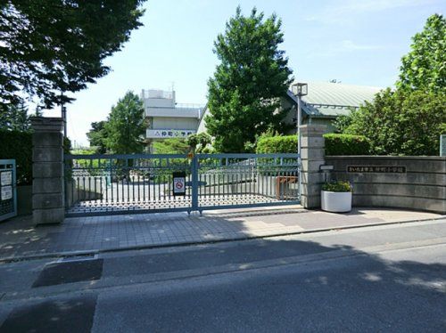 さいたま市立仲町小学校の画像