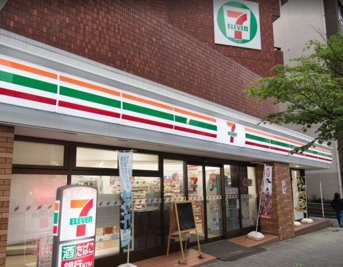 セブンイレブン 南池袋3丁目店の画像