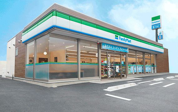 ファミリーマート 鶴橋駅前店の画像