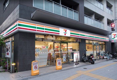 セブンイレブン 東池袋3丁目店の画像