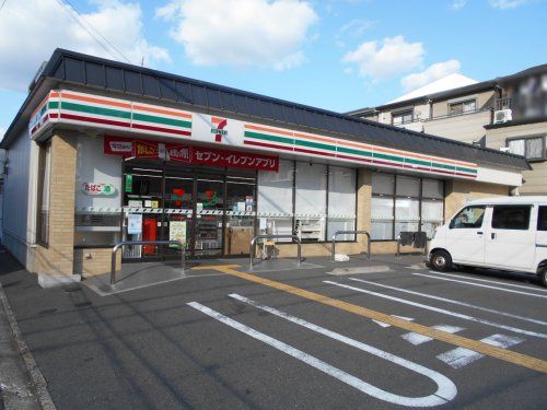 セブンイレブン 西院月双町店の画像