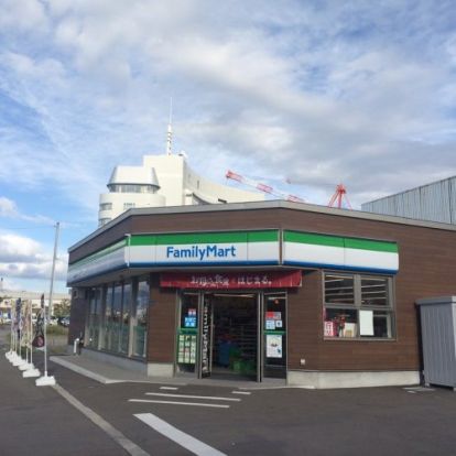 ファミリーマート 函館大手町電停前店の画像