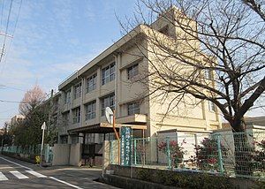 安井小学校の画像