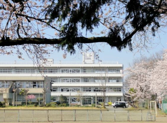 嵐山町立菅谷中学校の画像