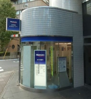 みずほ銀行新川支店の画像