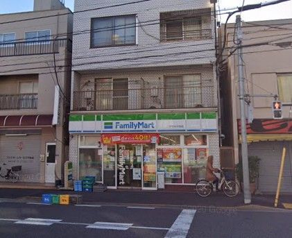 ファミリーマート ヤマキ千田店の画像