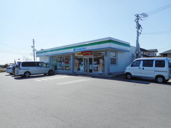 ファミリーマート 小園前店の画像