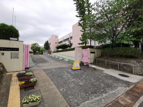 大阪狭山市立南第一小学校の画像