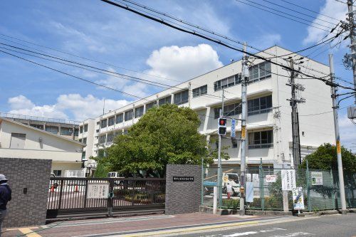 堺市立東百舌鳥小学校の画像