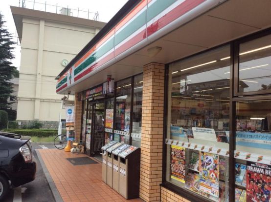 セブンイレブン 浦和元町2丁目店の画像