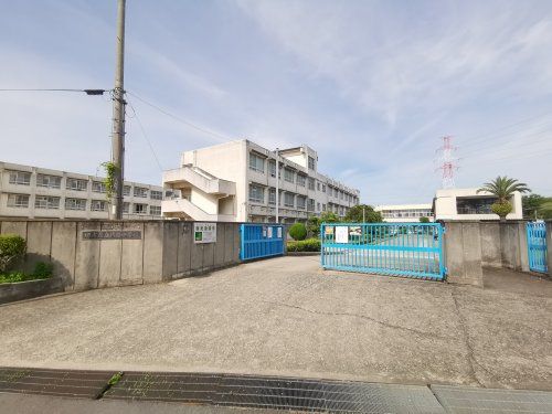 堺市立庭代台中学校の画像