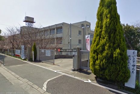 八田荘西小学校の画像