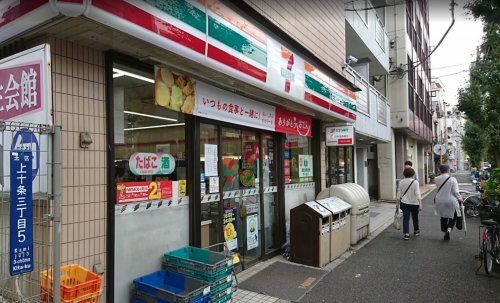 セブン-イレブン 上十条店の画像