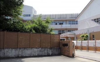 有田川町立鳥屋城小学校の画像