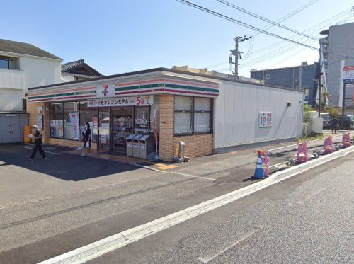 セブンイレブン 岸和田加守町2丁目店の画像