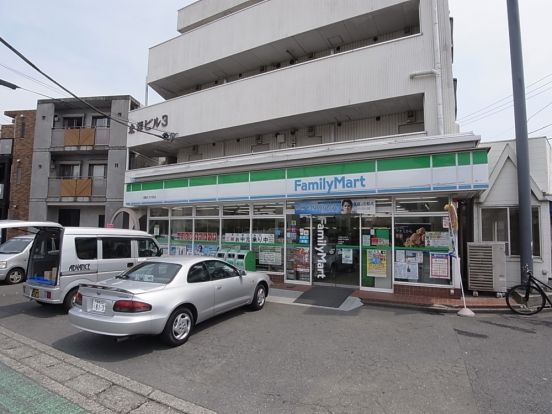 ファミリーマート　相模女子大前店の画像