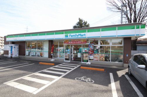 ファミリーマート東久留米柳窪店の画像