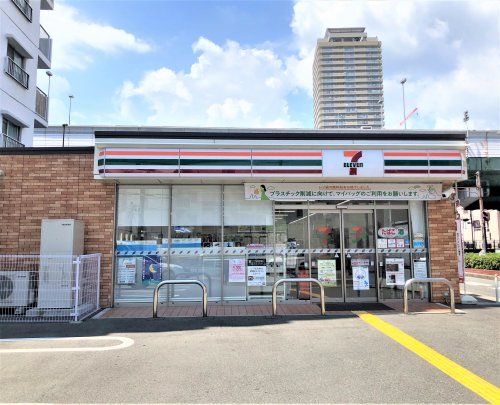 セブンイレブン 神戸小河通5丁目店の画像