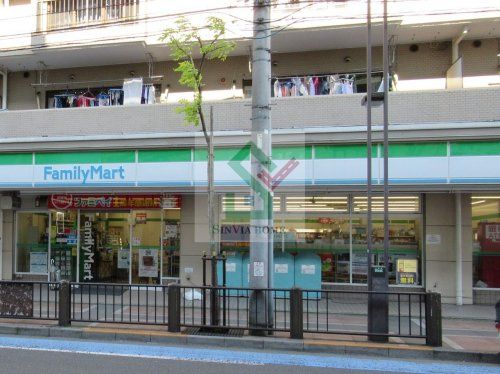 ファミリーマート 丸萬小平南口店の画像