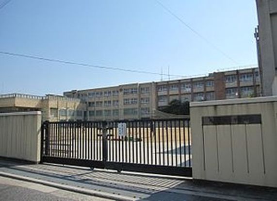 榎小学校の画像