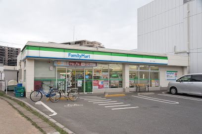 ファミリーマート 坂下二丁目店の画像