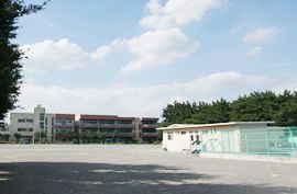  東部小学校の画像