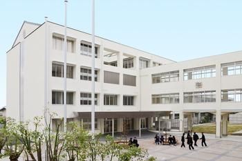 姫路市立飾磨中部中学校の画像