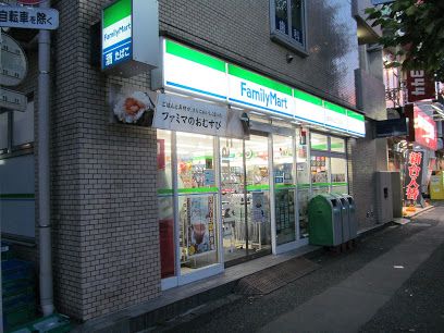 ファミリーマート 西早稲田店の画像